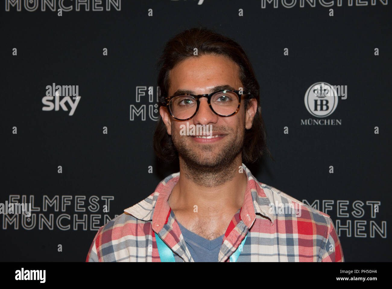 Kerem directeur Sanga avant la projection de son film 'première fille j'ai adoré' au Filmfest München 2016 Banque D'Images