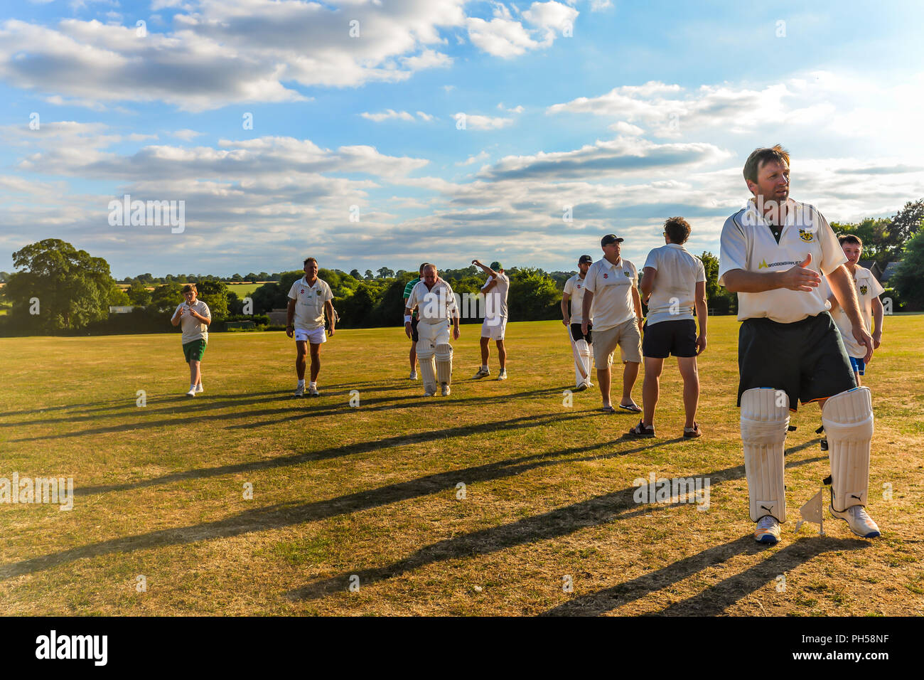 Blaksley - UK - 08/05/18 - Été cricket dans le Northamptonshire - Blaksley - UK Banque D'Images