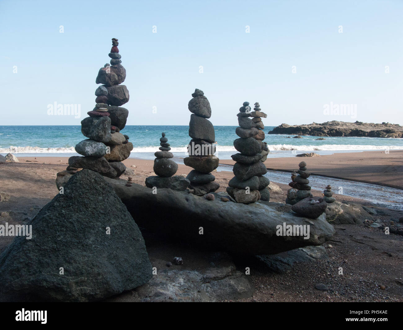 Figures de pierre vu à la plage de Montezuma, Costa Rica Banque D'Images