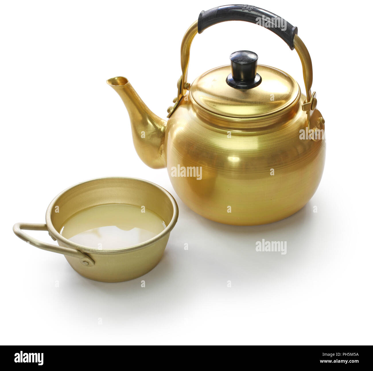 Vin de riz coréen, makgeolli Banque D'Images