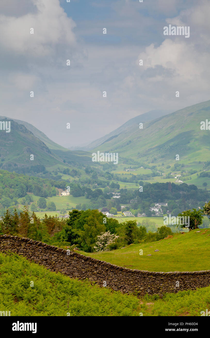 Les montagnes de Cumbrie, près de Langdale et Lake Road, Lake District National Park, Royaume-Uni Banque D'Images