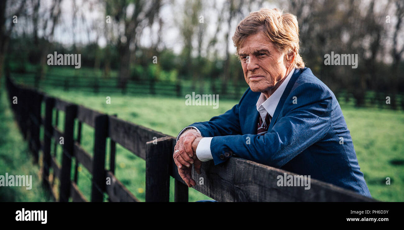 Le vieil homme et l'arme du crime est une comédie film écrit et réalisé par David Lowery. Le film est basé sur la véritable histoire de la vie de Forrest Tucker, un criminel de carrière et de l'évasion de prison. Cette photo est pour un usage éditorial uniquement et est l'auteur de la société film et/ou le photographe attribué par le film ou la société de production et ne peut être reproduite que par des publications dans le cadre de la promotion du film ci-dessus. Un crédit obligatoire pour l'entreprise de film est nécessaire. Le photographe devrait également être portés lorsqu'il est connu. Banque D'Images