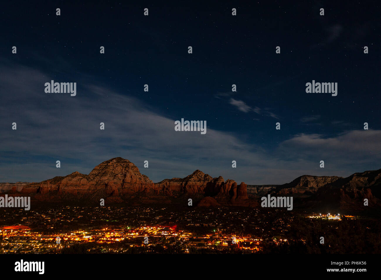 Sedona et grès buttes la nuit environnante, Arizona, USA Banque D'Images