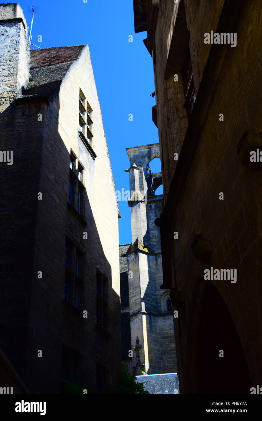 Vue sur le magnifique village de Sarlat-la-Caneda, France Banque D'Images