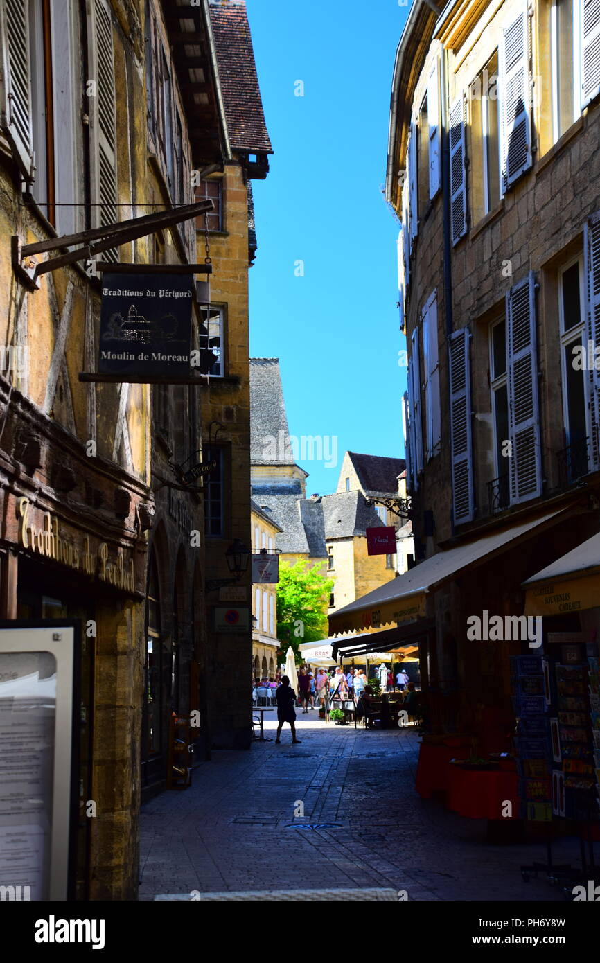 Vue sur le magnifique village de Sarlat-la-Caneda, France Banque D'Images