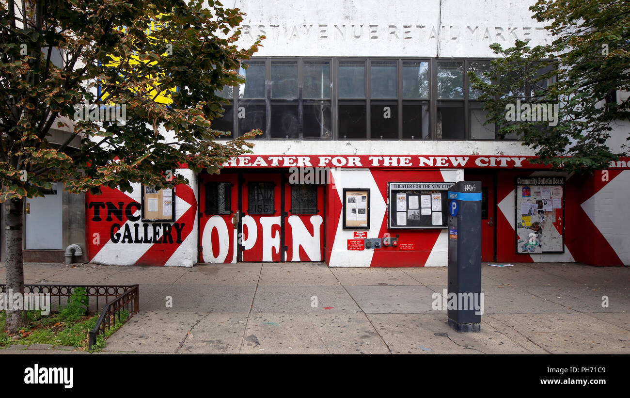 Théâtre pour la nouvelle ville, 155 First Avenue, New York, NY devanture extérieure d'un théâtre communautaire dans le quartier de l'East Village de Manhattan. Banque D'Images