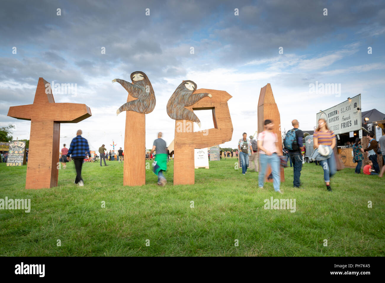 Tollard Royal, UK. 30 août 2018. fin de la route le 1er jour du festival Jeudi 30.8.18 Crédit : Paul Bevan/Alamy Live News Banque D'Images