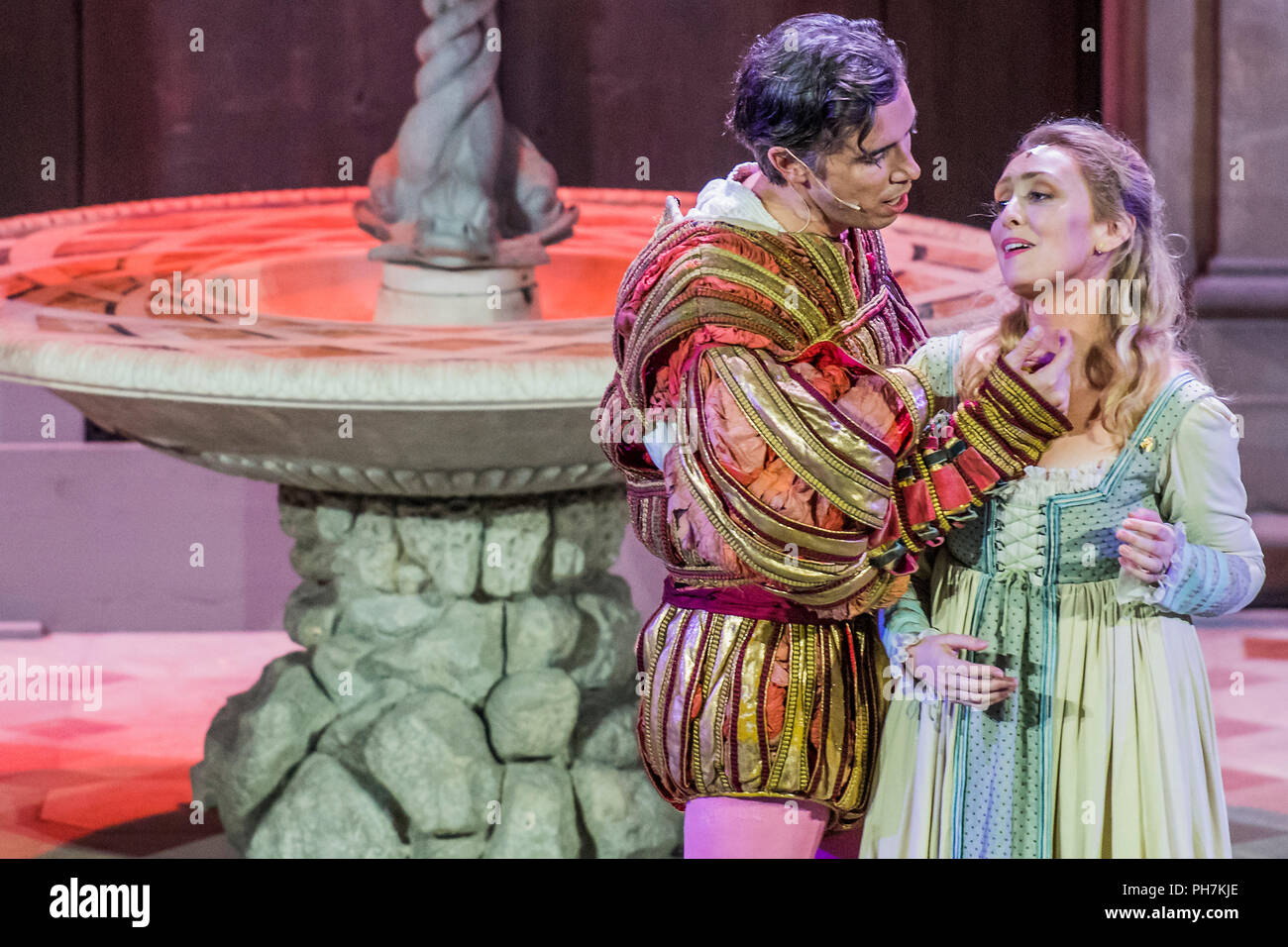 Florence, Italie. Florence, Italie. 29 août 2018. Soirée d'ouverture avec Don Giovanni de Mozart - dit : Guy Bell/Alamy Live News Crédit : Guy Bell/Alamy Live News Banque D'Images