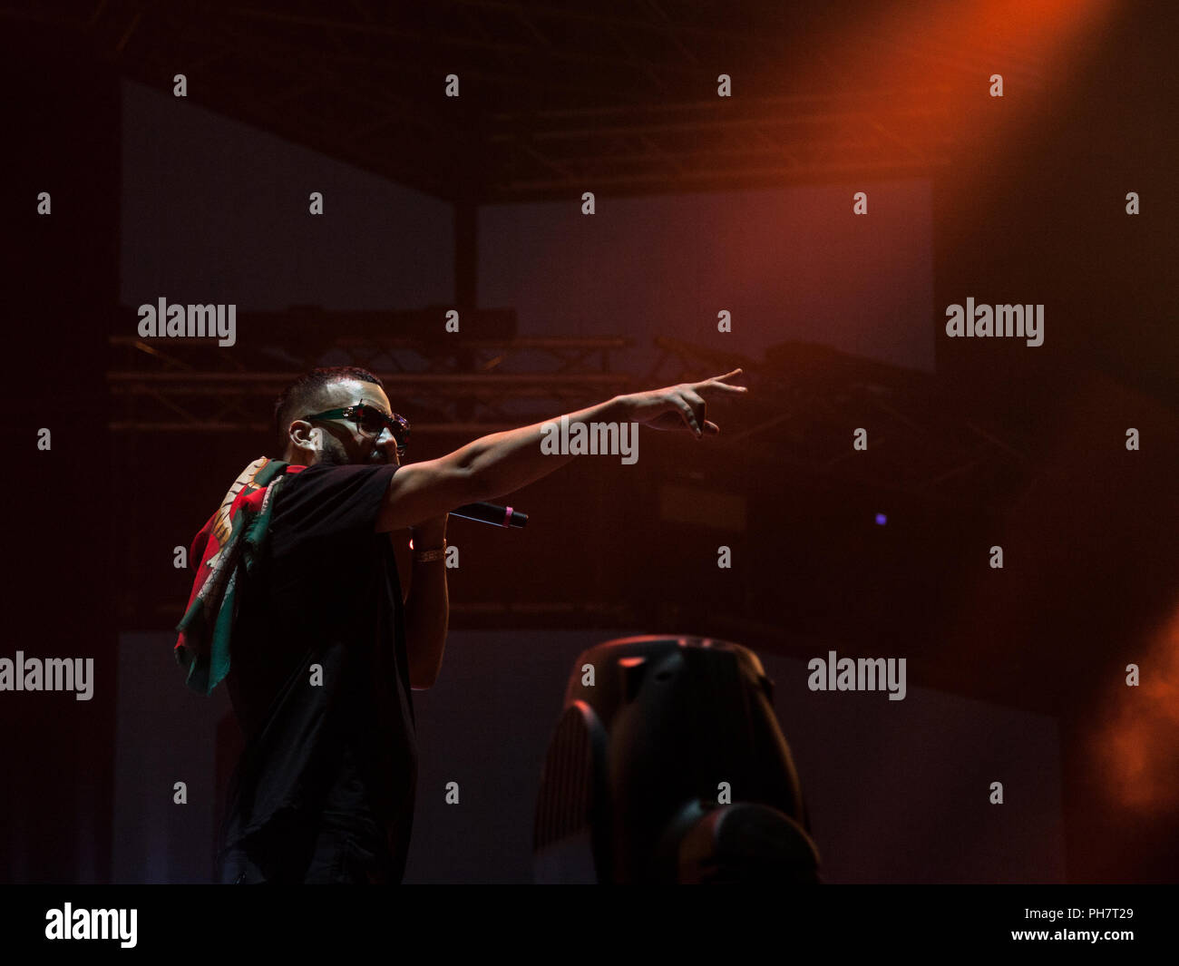 NOVI SAD, SERBIE - Juillet 14, 2018 : French Montana, alias Karim Kharbouch, un rappeur américain et l'enregistrement de l'artiste, sur scène au cours de la d'exi Banque D'Images