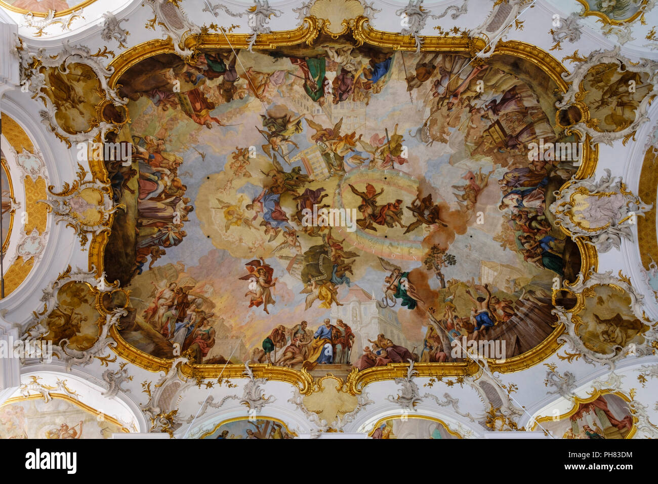Fresque au plafond miracle de guérison à l'étang Betesda et image miraculeuse avec l'aide d'asile, l'église de pèlerinage Maria Steinbach Banque D'Images Fresque au plafond miracle de guérison à l'étang Betesda et image miraculeuse avec l'aide d'asile, l'église de pèlerinage Maria Steinbach Banque D'Images