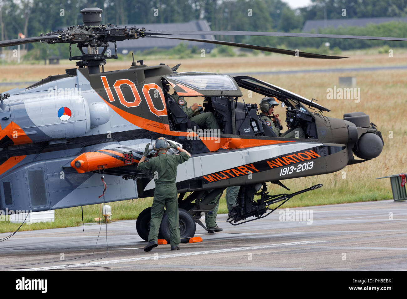 Hughes AH-64 Apache - 2013 Luchtmachtdagen dans Völkel. Banque D'Images