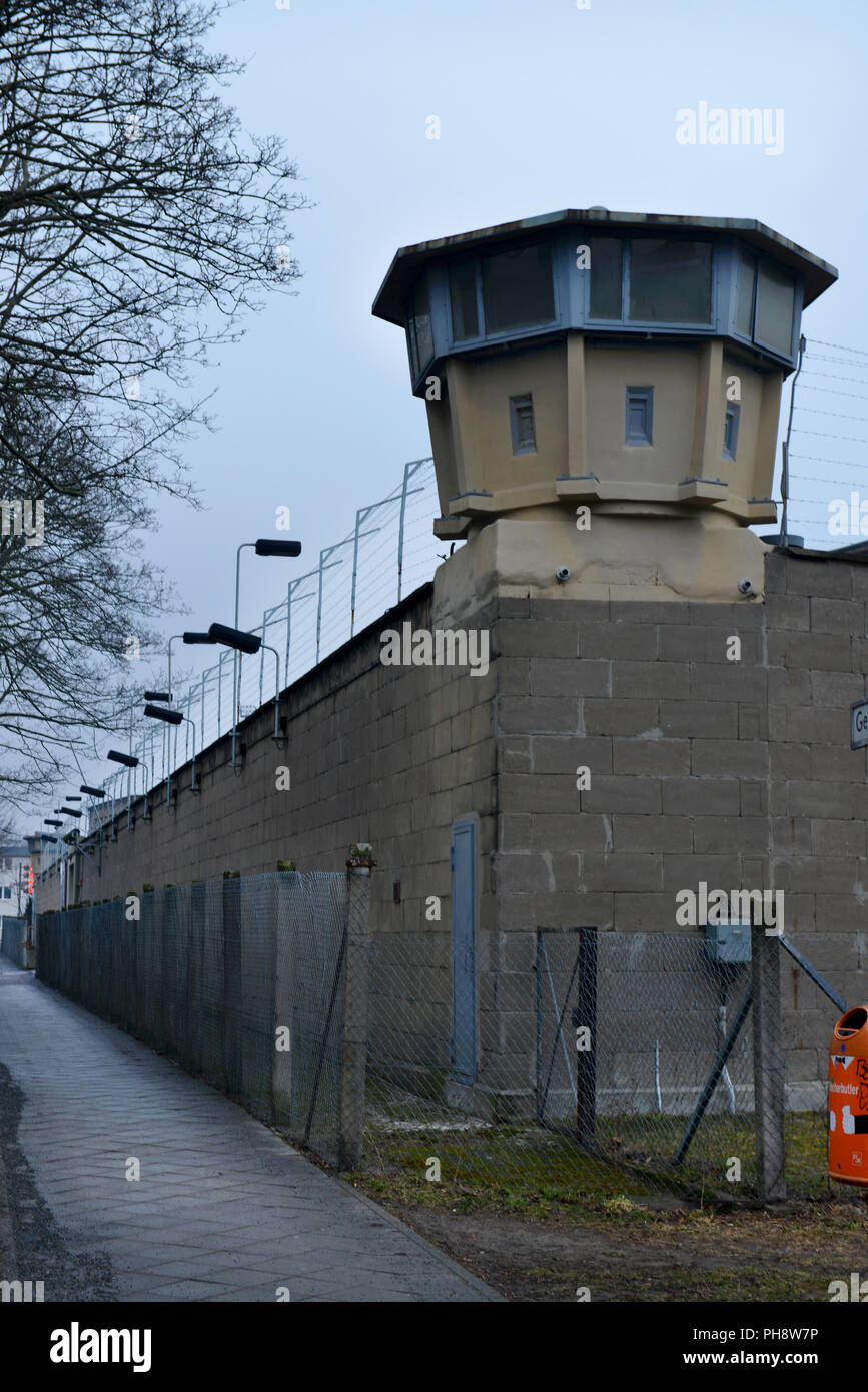 Wachturm, Stasi-Gedenkstaette, Genslerstrasse, Hohenschönhausen, Lichtenberg, Berlin, Deutschland Banque D'Images