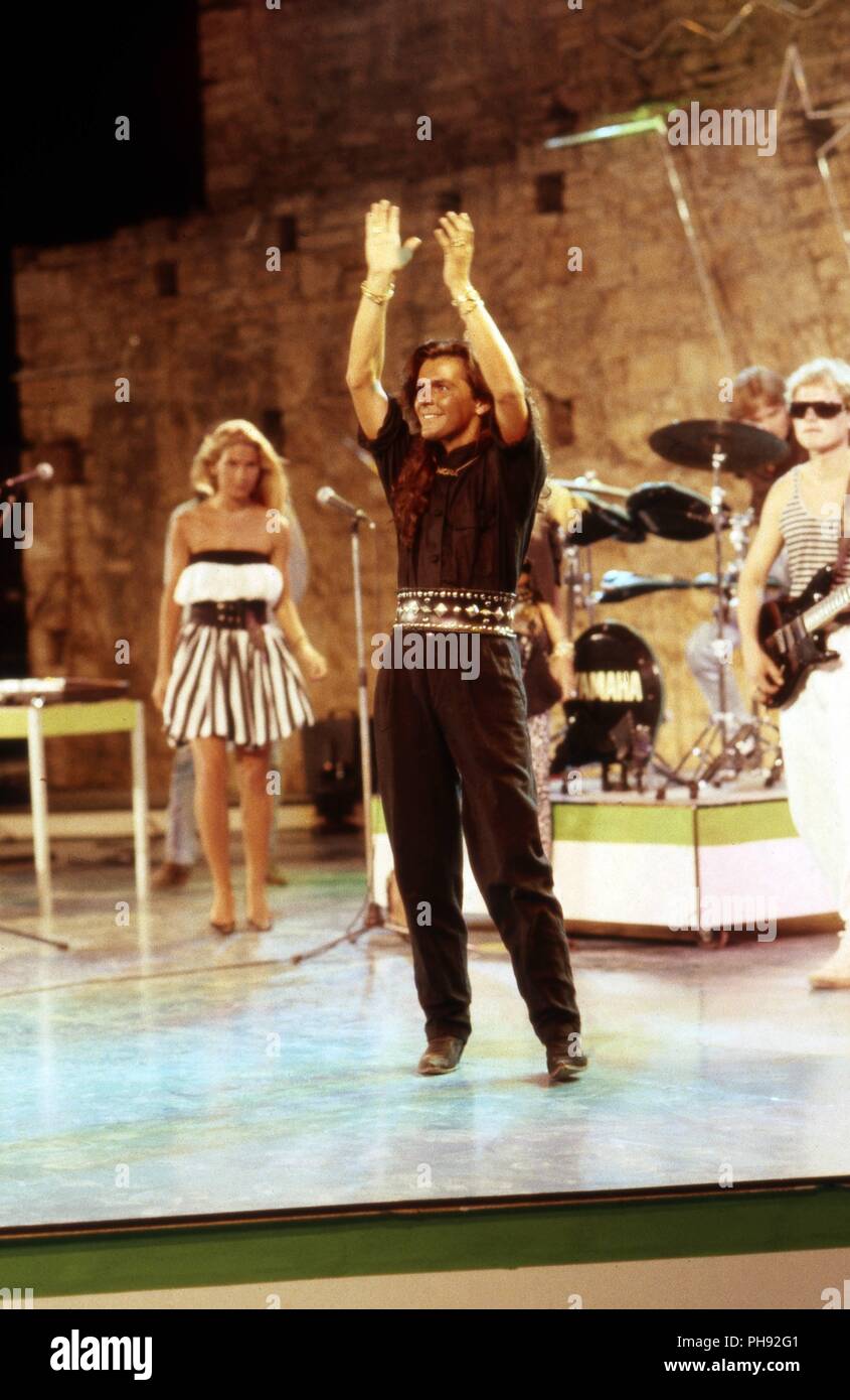 Thomas Anders, Sänger der Band 'Modern parler', kurz vor einem anderen Résolution, bei Auftritt dans Cesme, Turquie 1987. Thomas Anders, chanteur du groupe Banque D'Images