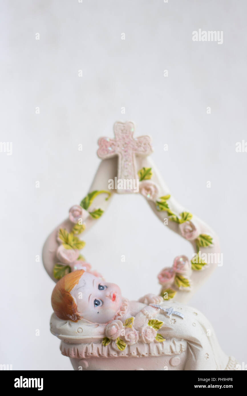 Cake Topper Le Saint Bapteme Catholique Ceremonie De Bapteme Fille Religieuse Dans L Eglise Chretienne Photo Stock Alamy