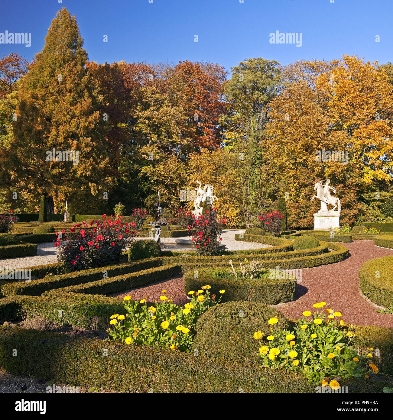 Jardin Baroque, Burg château d'Anholt, Isselburg, Münster, Rhénanie du Nord-Westphalie, Allemagne Banque D'Images