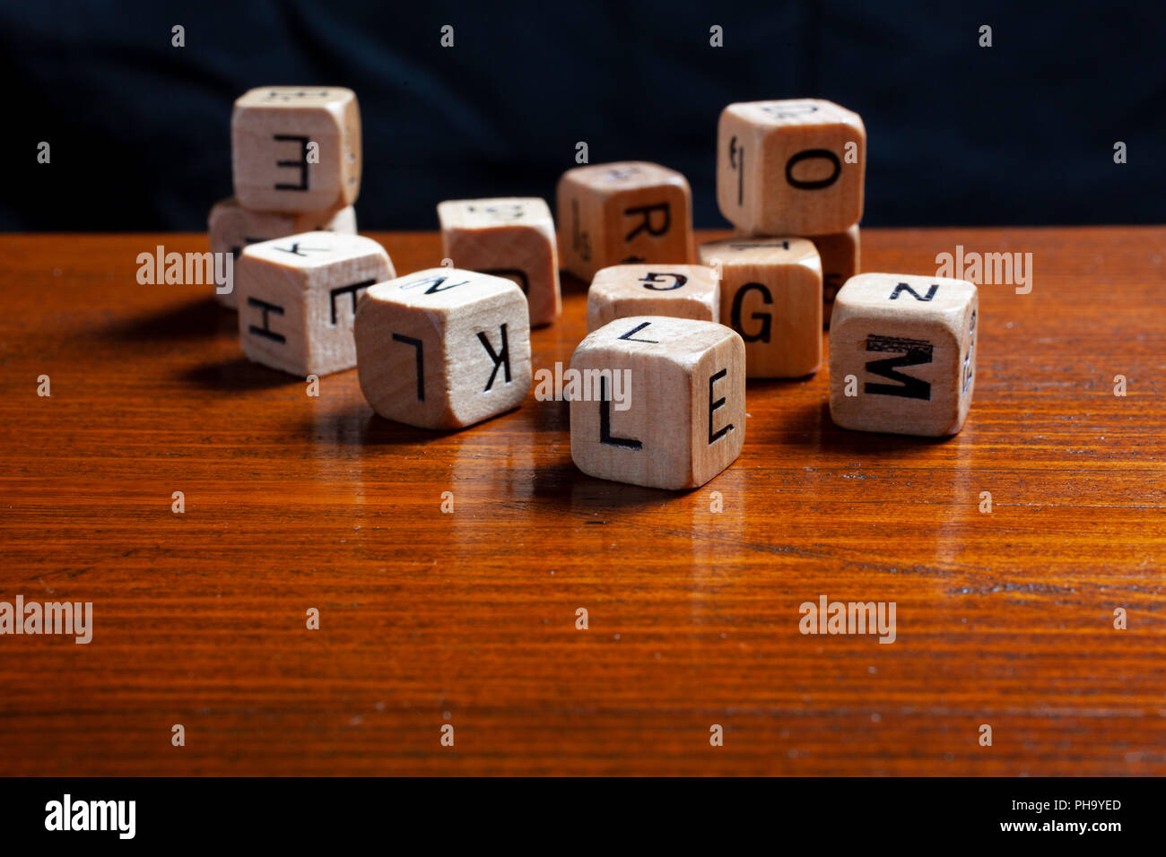Lettre dés en bois Banque D'Images