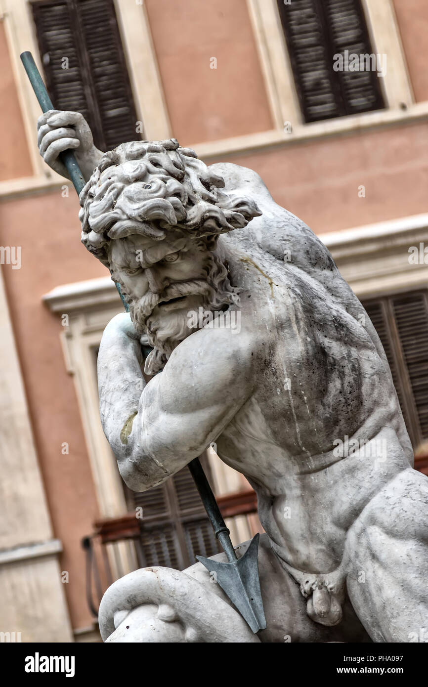 Détail de la statue de Neptune dans la Piazza Navona à Rome Banque D'Images