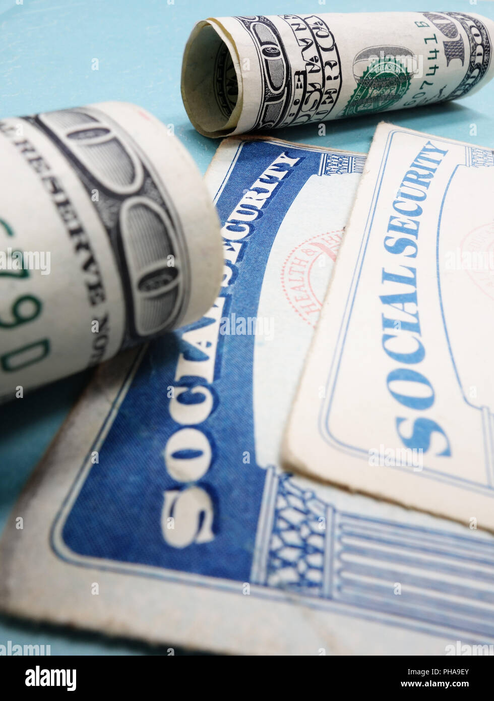 Les cartes et les espèces Banque D'Images