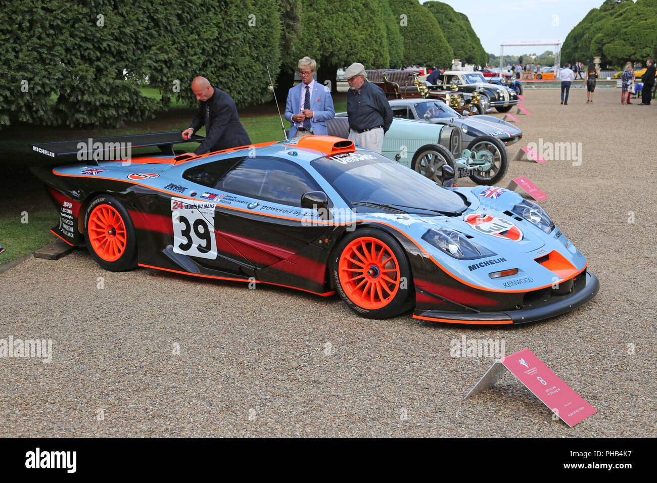 McLaren F1 GTR longue queue (1997), Concours d'élégance 2018 Preview (Jour), 31 août 2018. Hampton Court Palace, Londres, Royaume-Uni, Europe. Les plus rares du monde voitures assemblées pour un classique de trois jours et d'événements supercar dans les jardins du Palais Royal. Ian crédit bouteille/Alamy Live News Banque D'Images