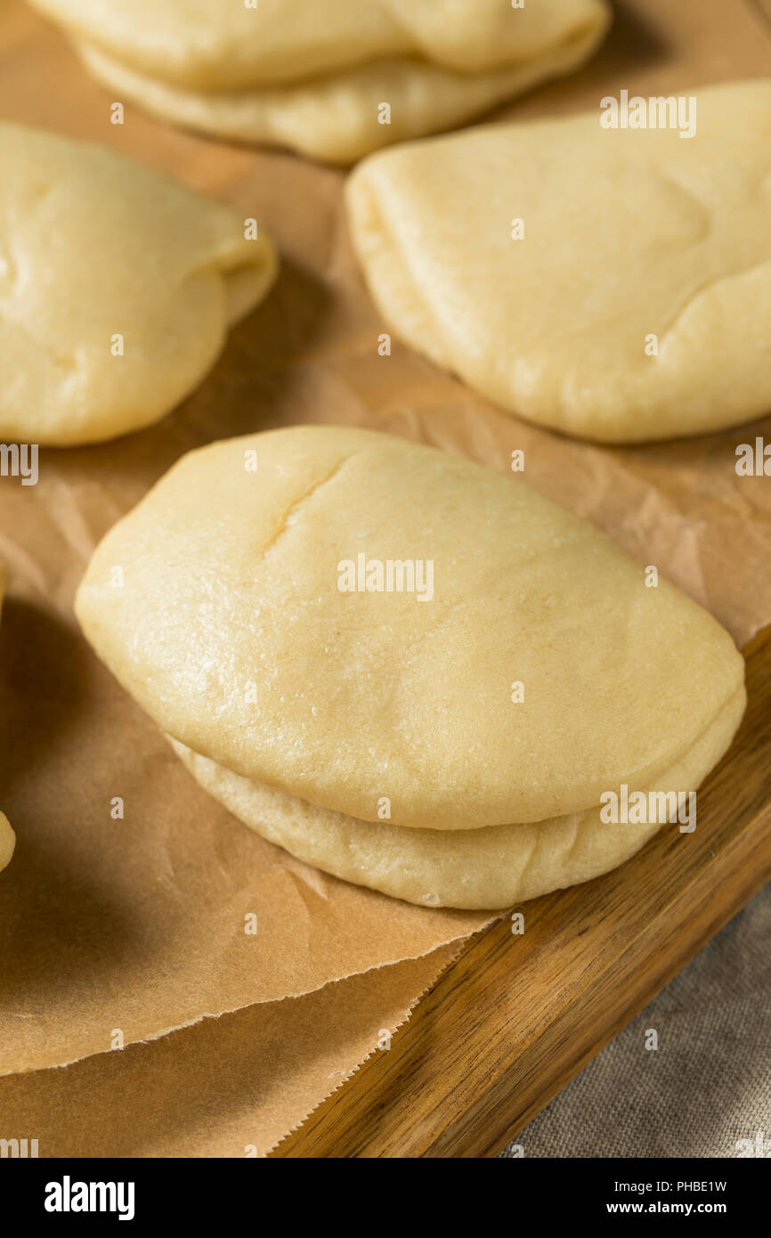 Des petits pains cuits à la vapeur Bao chinois prêt à manger Banque D'Images