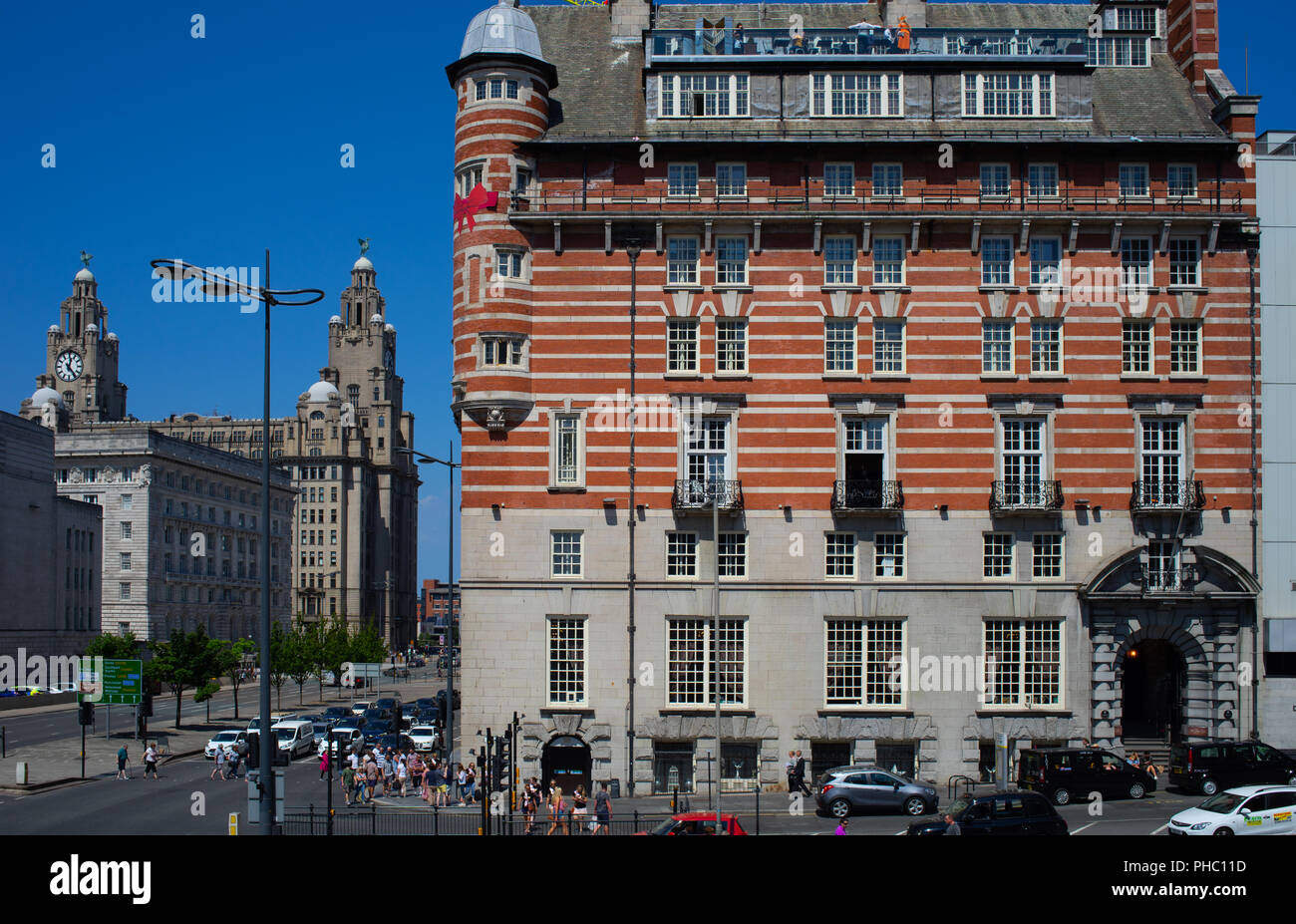 Albion House à 30 James St, Liverpool, anciennement la White Star Line bureaux, d'où le surnom "le Titanic". Maintenant un hôtel/lieu de fonction. Banque D'Images