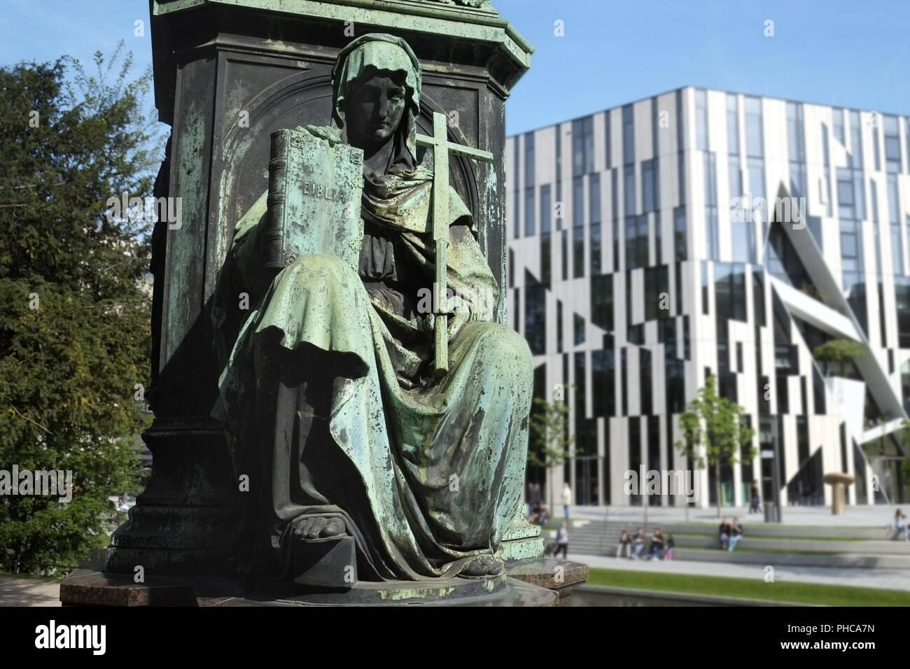 Cornelius Monument avec une figure allégorique, Düsseldorf Banque D'Images