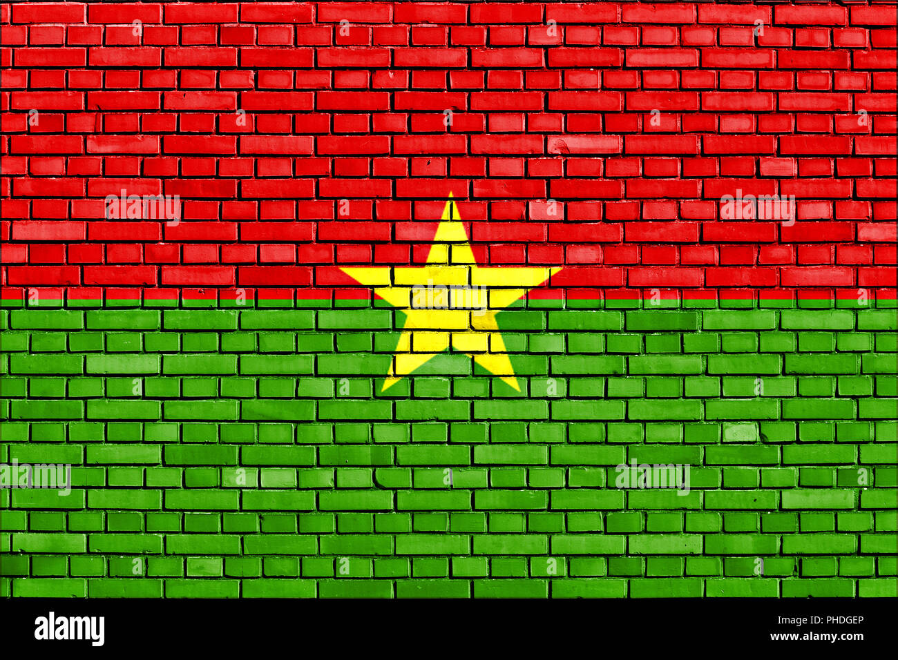 Drapeau du Burkina Faso a peint sur mur de brique Banque D'Images