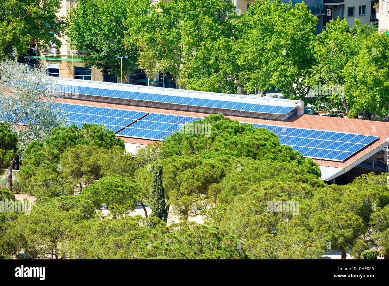 Des panneaux solaires sur le toit de maison Banque D'Images