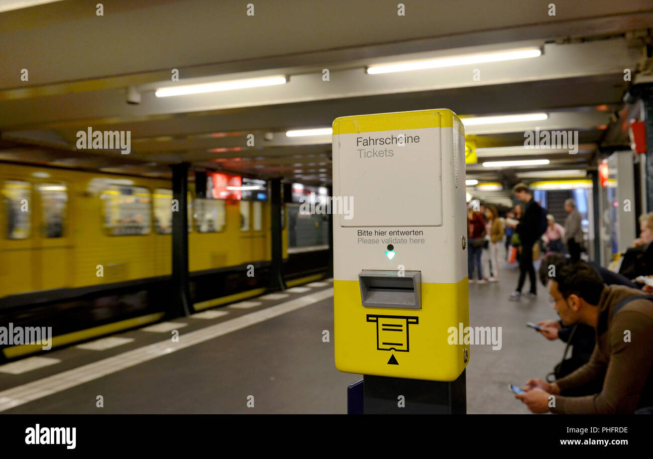 Bahnhof, Wittenbergplatz, Schöneberg, Berlin, Deutschland Banque D'Images