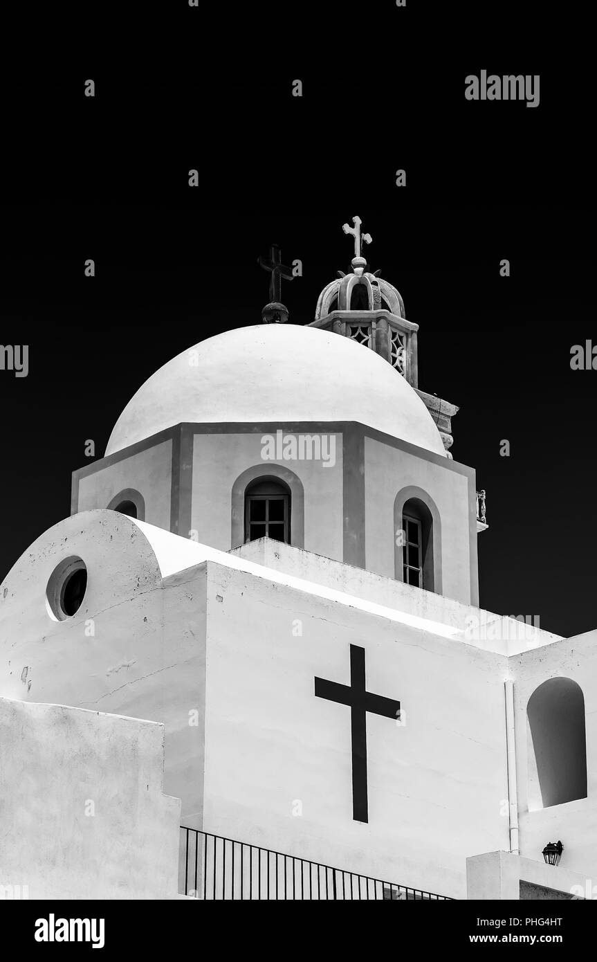 La cathédrale catholique située dans la capitale de Fira sur l'île grecque de Santorin. Banque D'Images