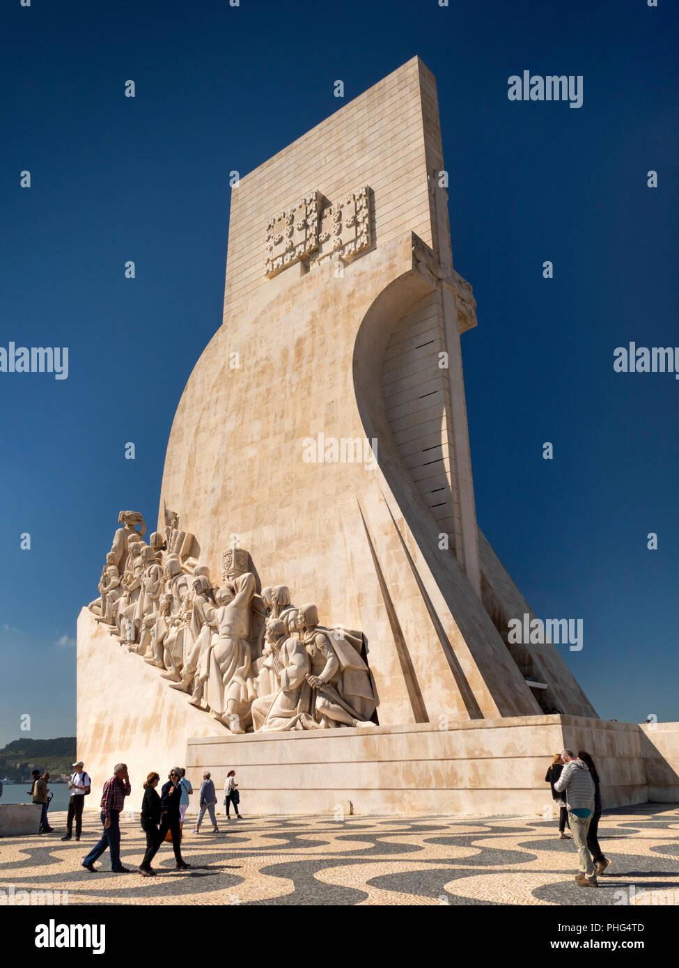 Portugal, Lisbonne, Belém, Padrao dos Deccobrimentos, le monument des Découvertes, d'explorateurs maritimes memorial Banque D'Images