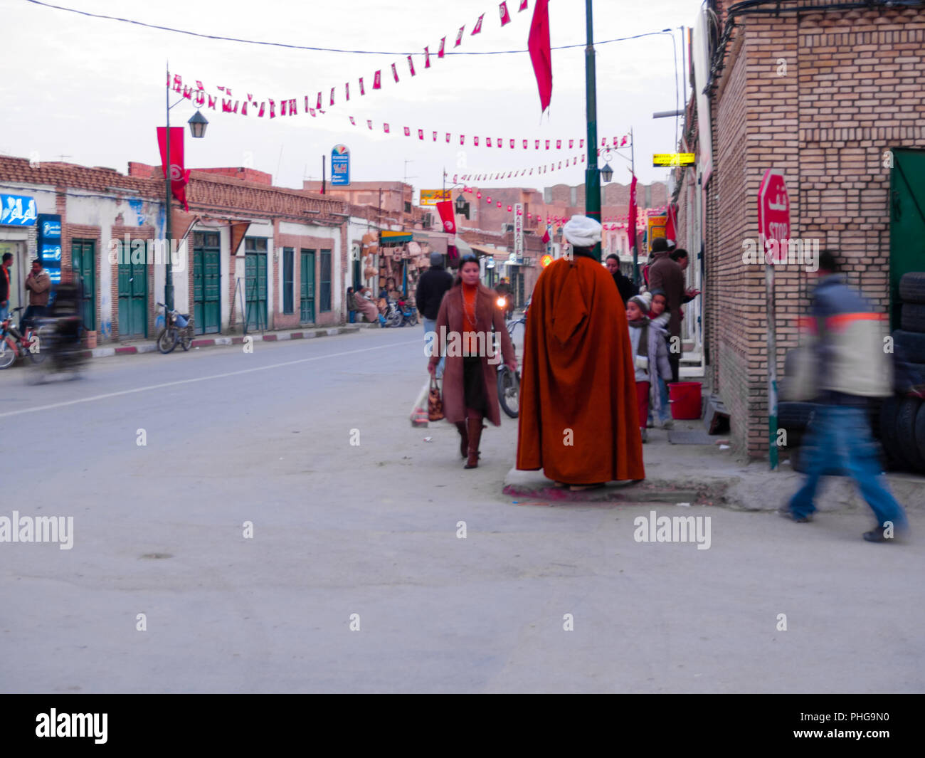 Tozeur-Tunisia, aperçus de la rues étroites du village Banque D'Images
