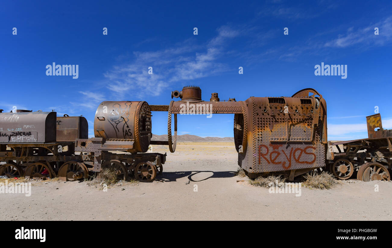 Des moteurs de locomotives de rouille dans le Cemeterio de Trenes ...