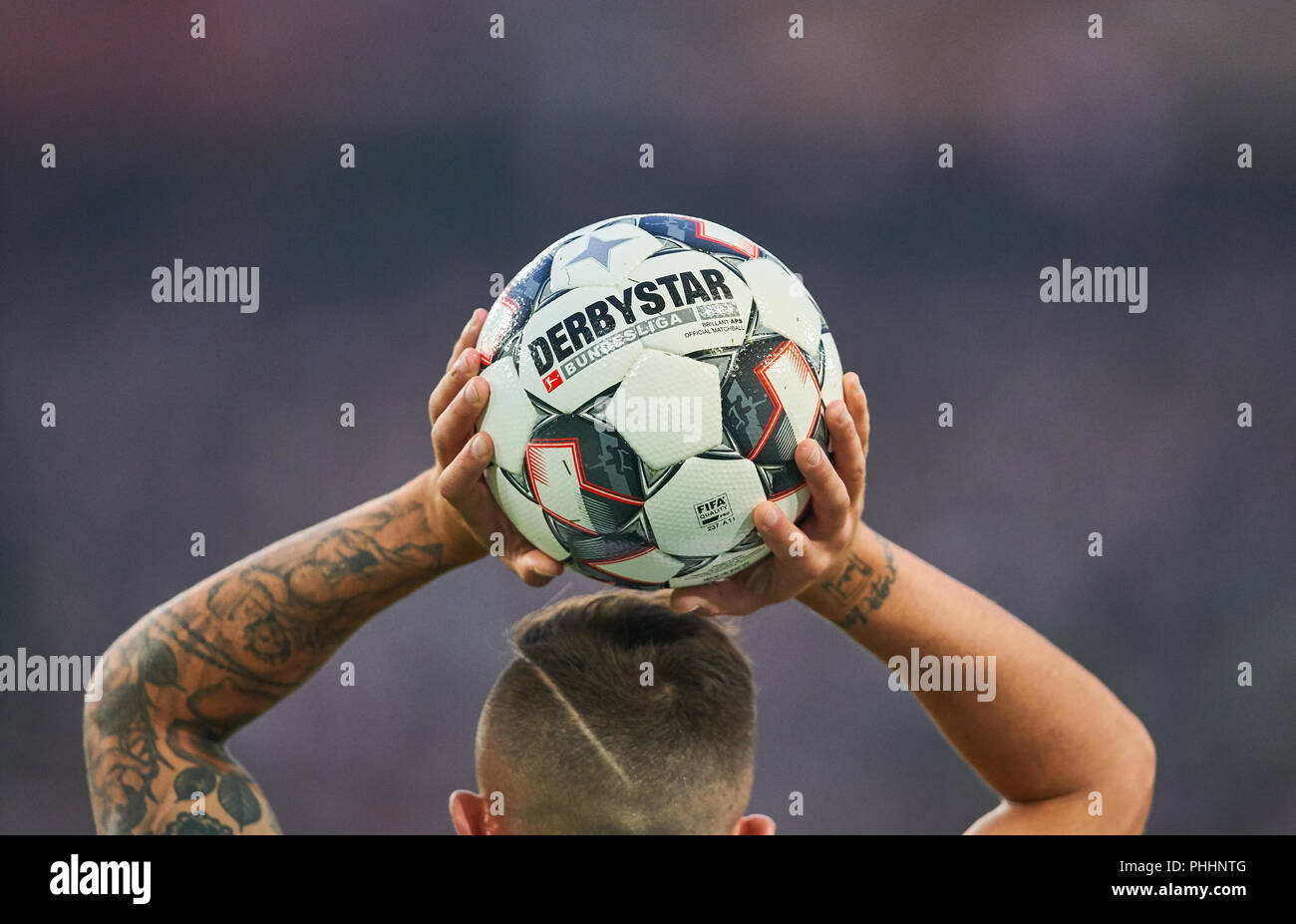 Football tattoo Banque de photographies et d'images à haute résolution -  Alamy