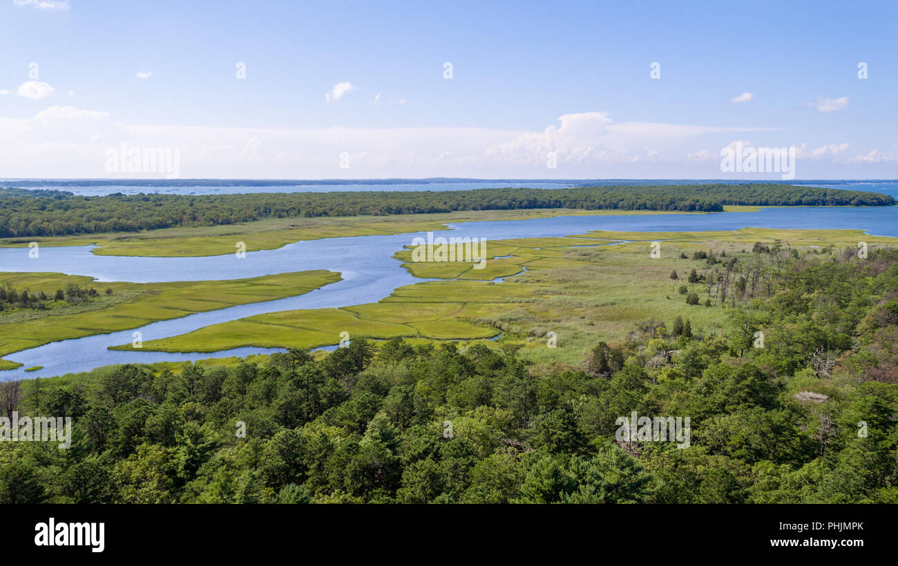 Vue aérienne de la rivière Peconic, Sag Harbor Bay et du nord-ouest de Port, East Hampton, NY Banque D'Images