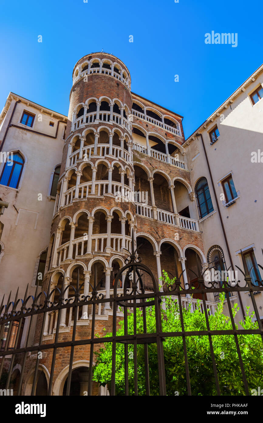 Palazzo Contarini del Bovolo à Venise Italie Banque D'Images