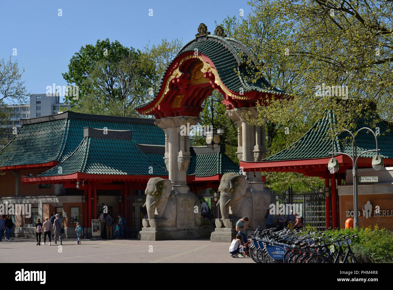 Elefantentor, Zoologischer Garten, Budapester Strasse, Tiergarten, Berlin, Deutschland Banque D'Images