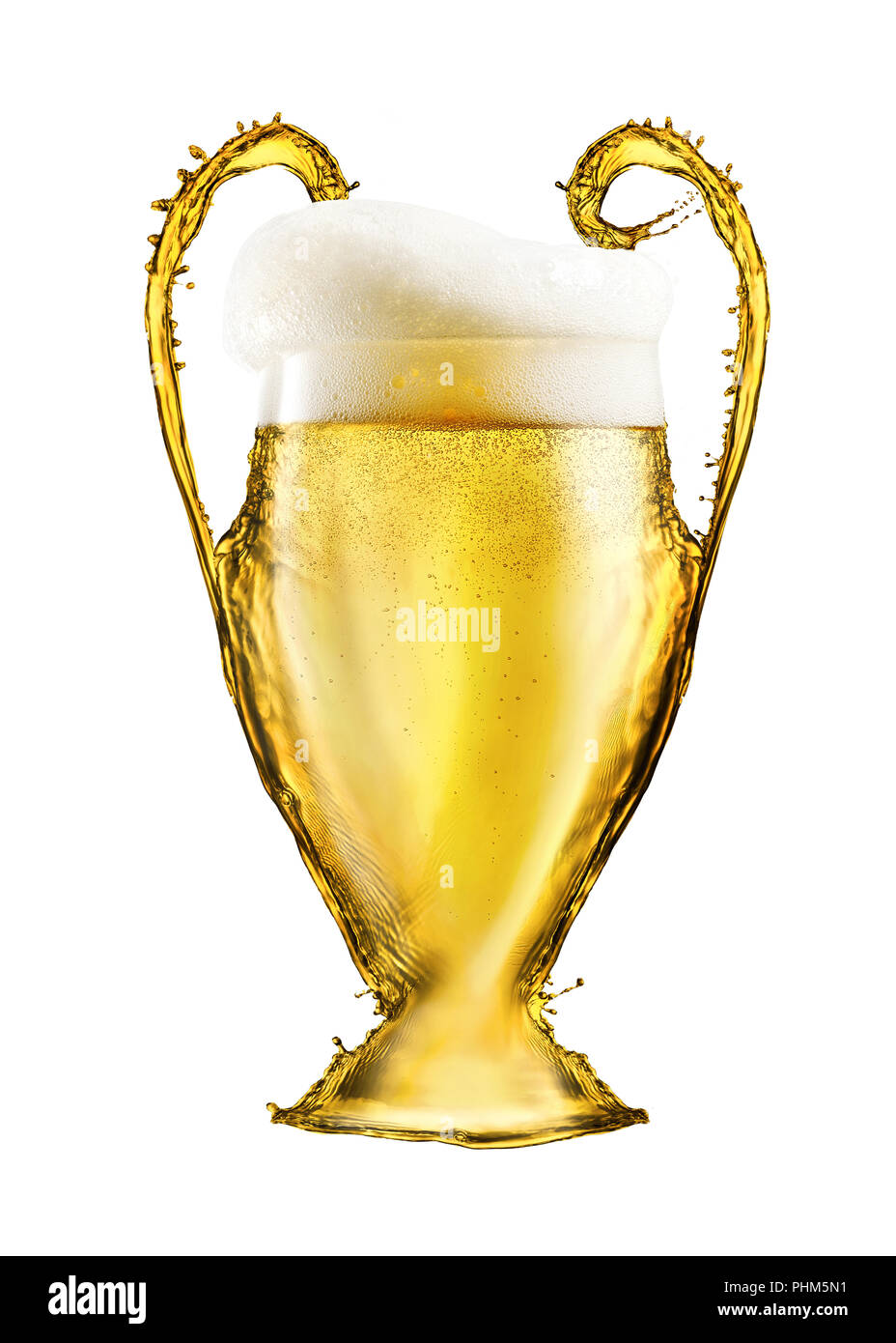 Football Cup produite à partir de bière isolé sur fond blanc Banque D'Images