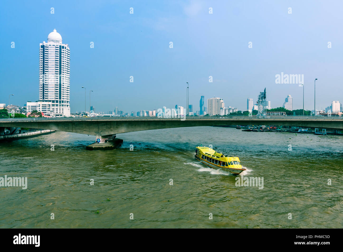 Ferry de la rivière à Bangkok Banque D'Images