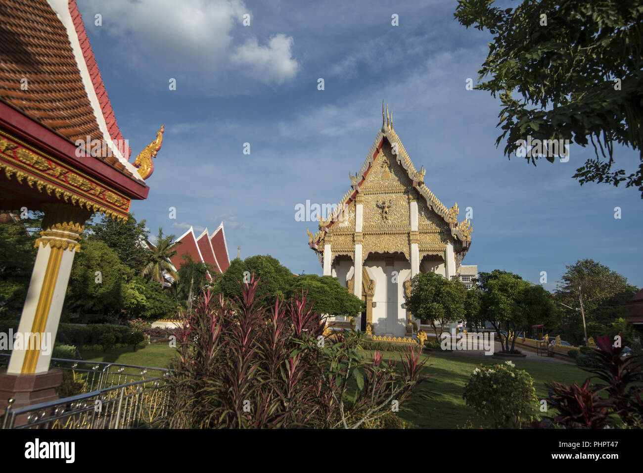 Thaïlande TEMPLE WAT BURAPHARAM SURIN ISAN Banque D'Images