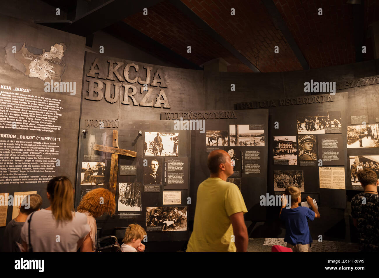 Musée de l'Insurrection de Varsovie de l'intérieur à Varsovie, Pologne, l'Opération Tempête (Akcja Burza), exposition de l'Armée polonaise de l'intérieur série de soulèvements anti-Nazi au cours de Wor Banque D'Images