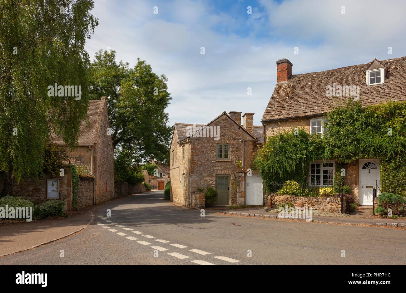 Maugersbury village près de Stow-on-the-Wold, Gloucestershire, Angleterre. Banque D'Images