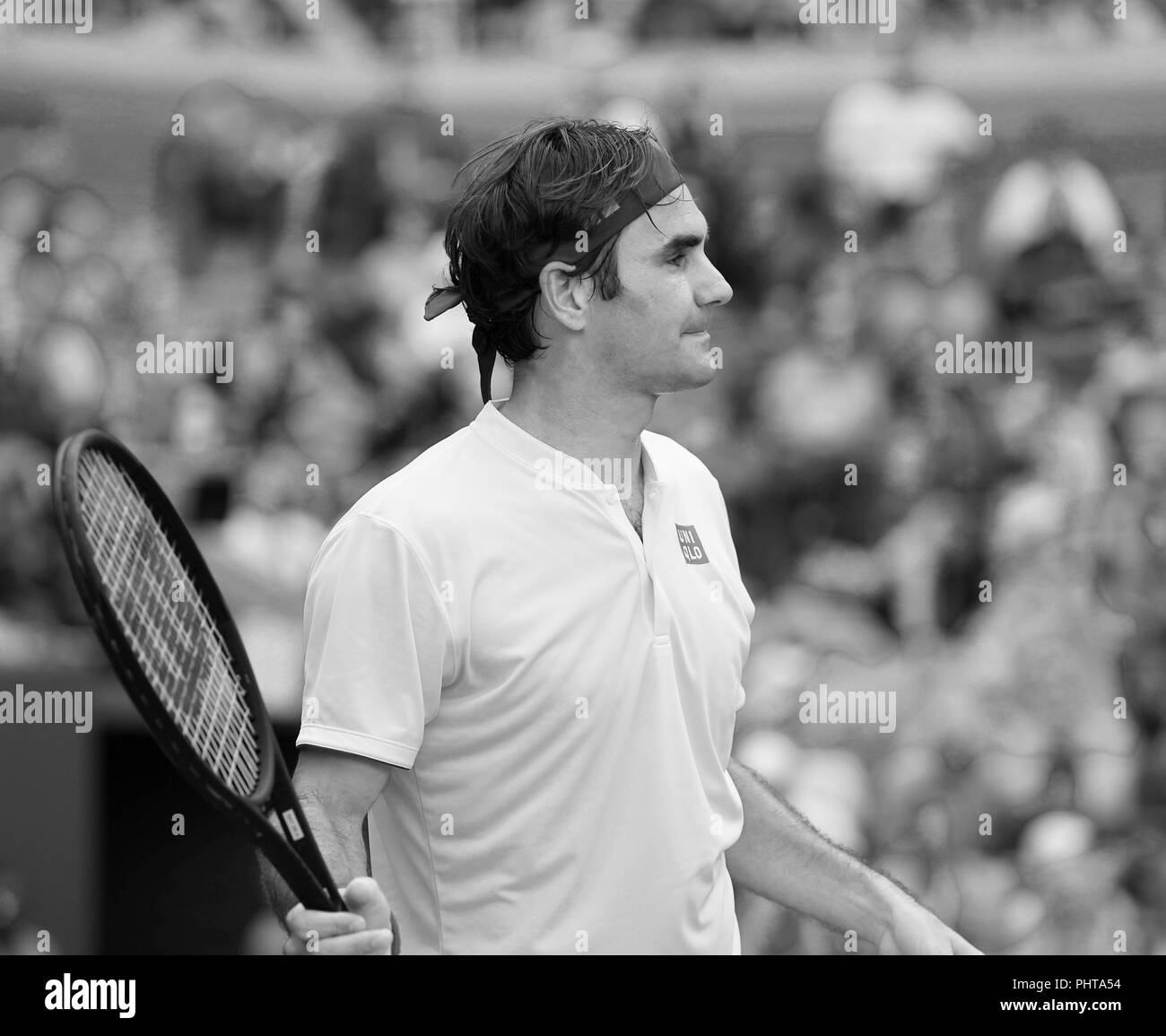 New York, USA. 06Th Nov, 2018. La Suisse de Roger Federer sourit après avoir tourné pendant incroyable US Open 2018 3ème tour match contre Nick Kyrgios de l'Australie à l'USTA Billie Jean King National Tennis Center Crédit : Lev Radin/Pacific Press/Alamy Live News Banque D'Images