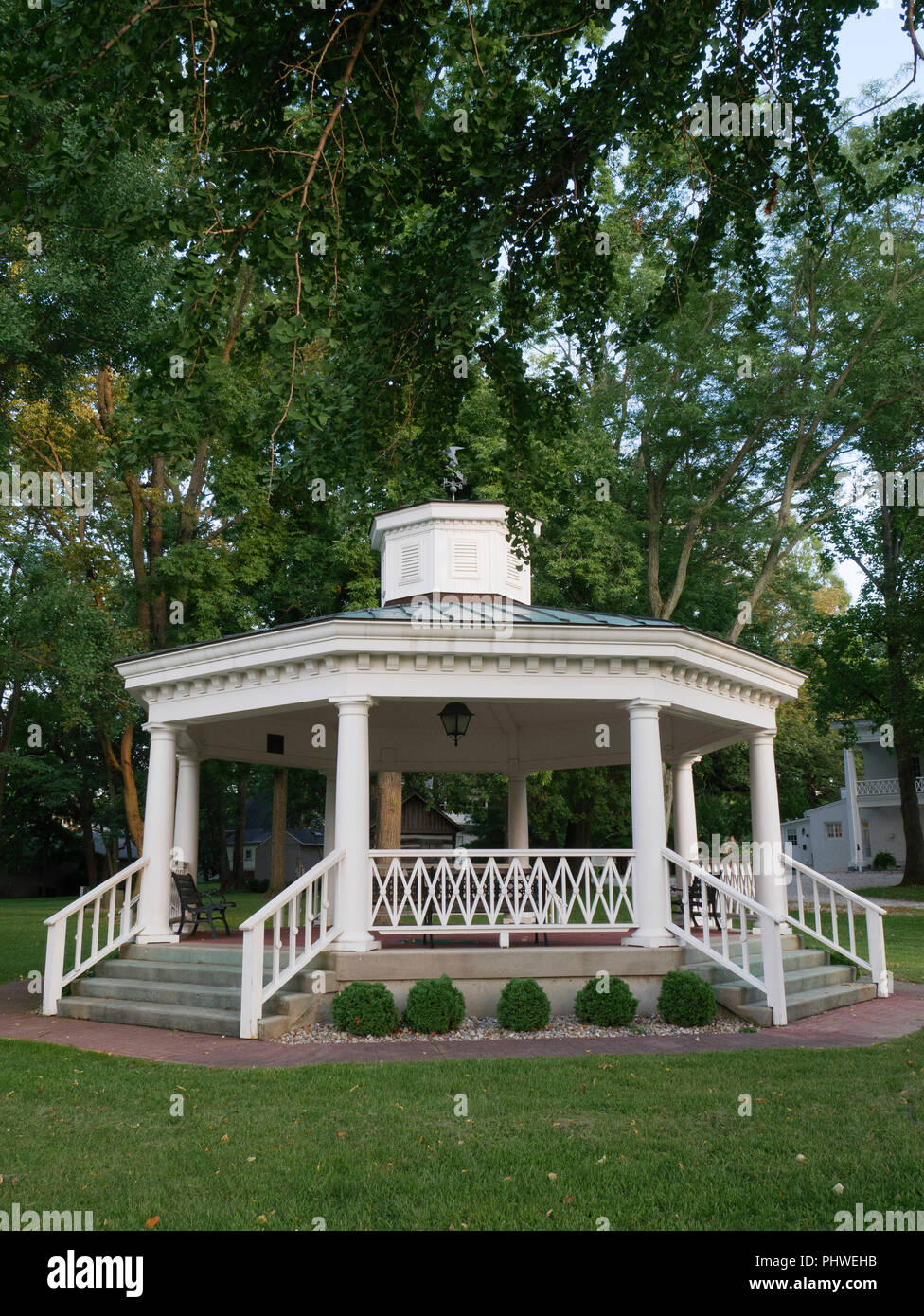 Gazebo. Lane Place antebellum mansion. Crawfordsville, Indiana. Banque D'Images