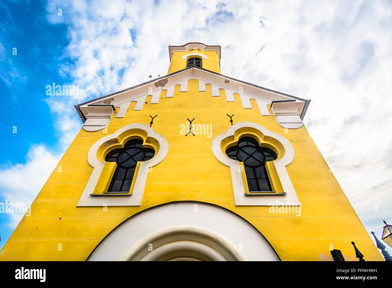 Vue panoramique à l'église orthodoxe dans la ville de Varazdin, Croatie. Banque D'Images
