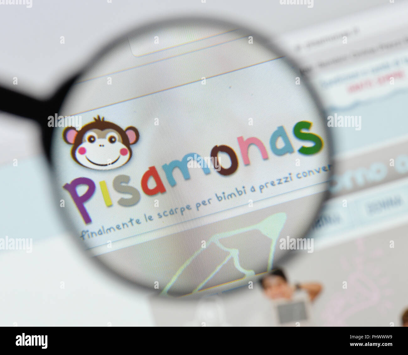 Milan, Italie - 20 août 2018 : Pisamonas Page d'accueil du site. Pisamonas logo visible. Banque D'Images