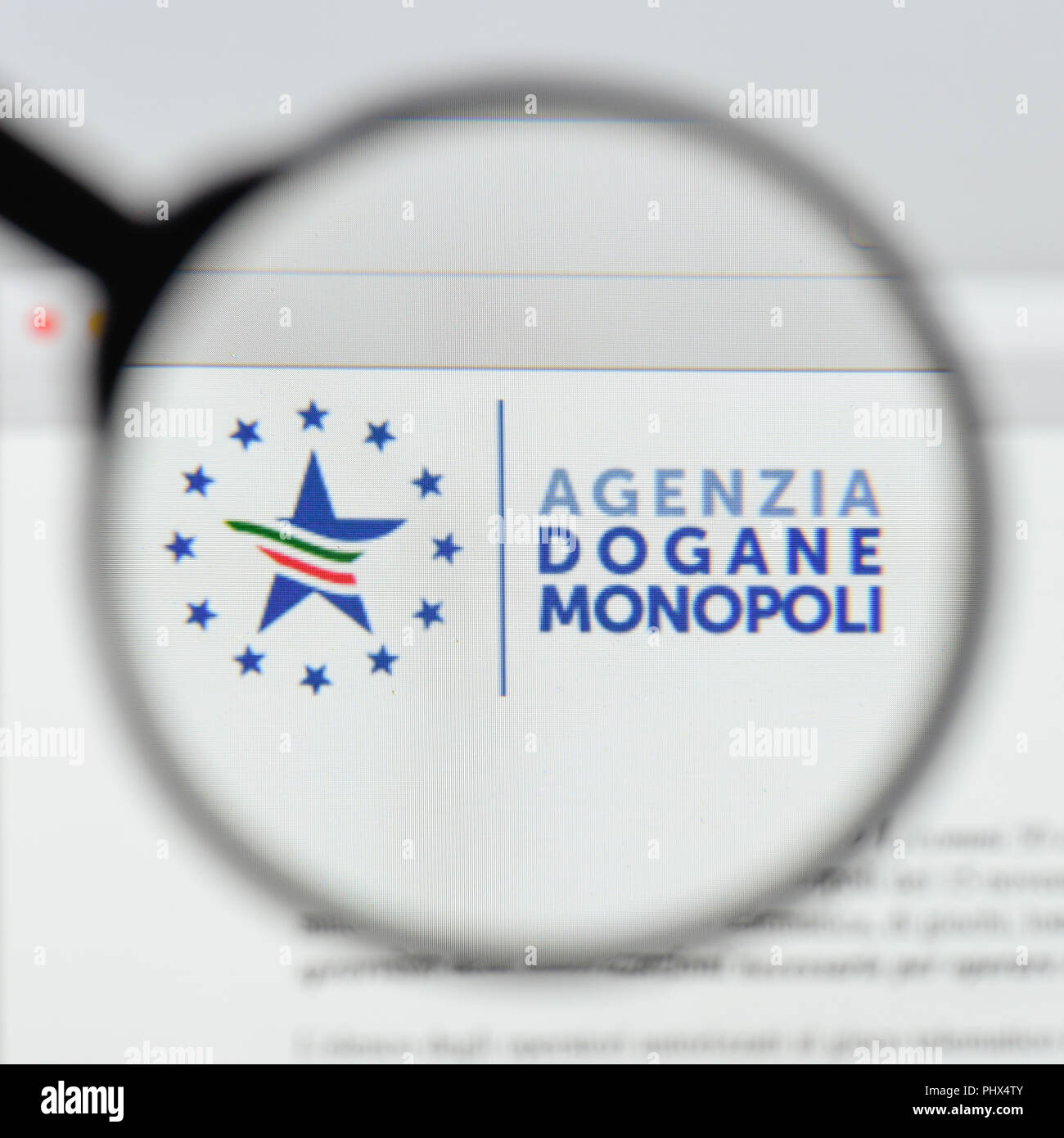Milan, Italie - 20 août 2018 : Agenzia Dogane e monopoli accueil du site. Agenzia Dogane e logo monopoli visible. Banque D'Images