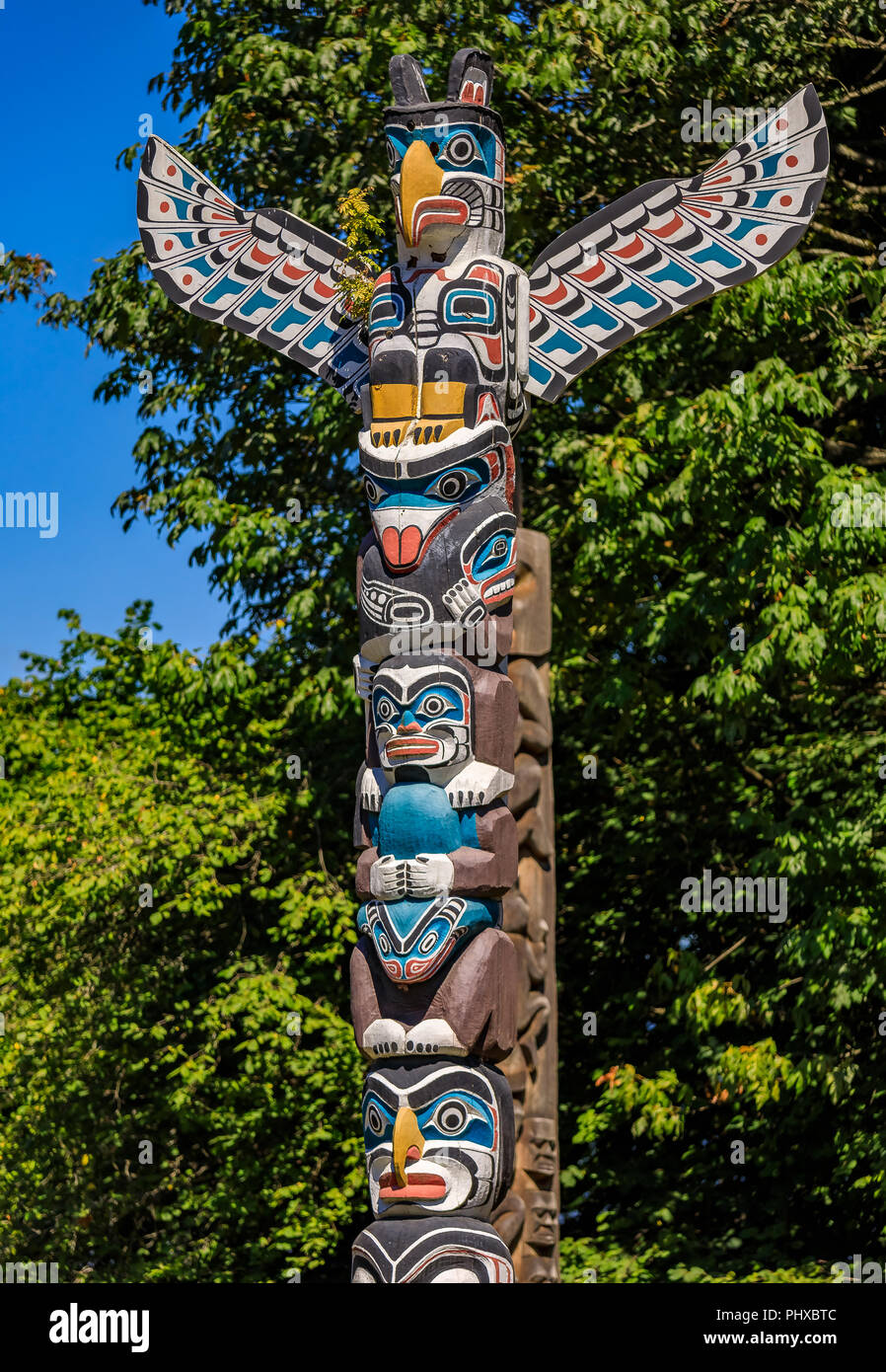 Les Premières Nations American Indian totem thunderbird à Brockton Point dans le parc Stanley à Vancouver, Canada Banque D'Images