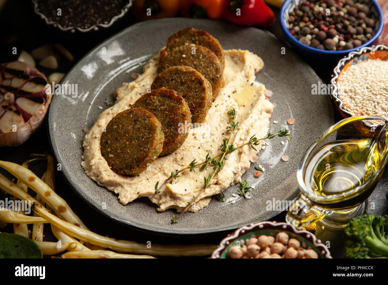 Falafels et l'hoummos Banque D'Images