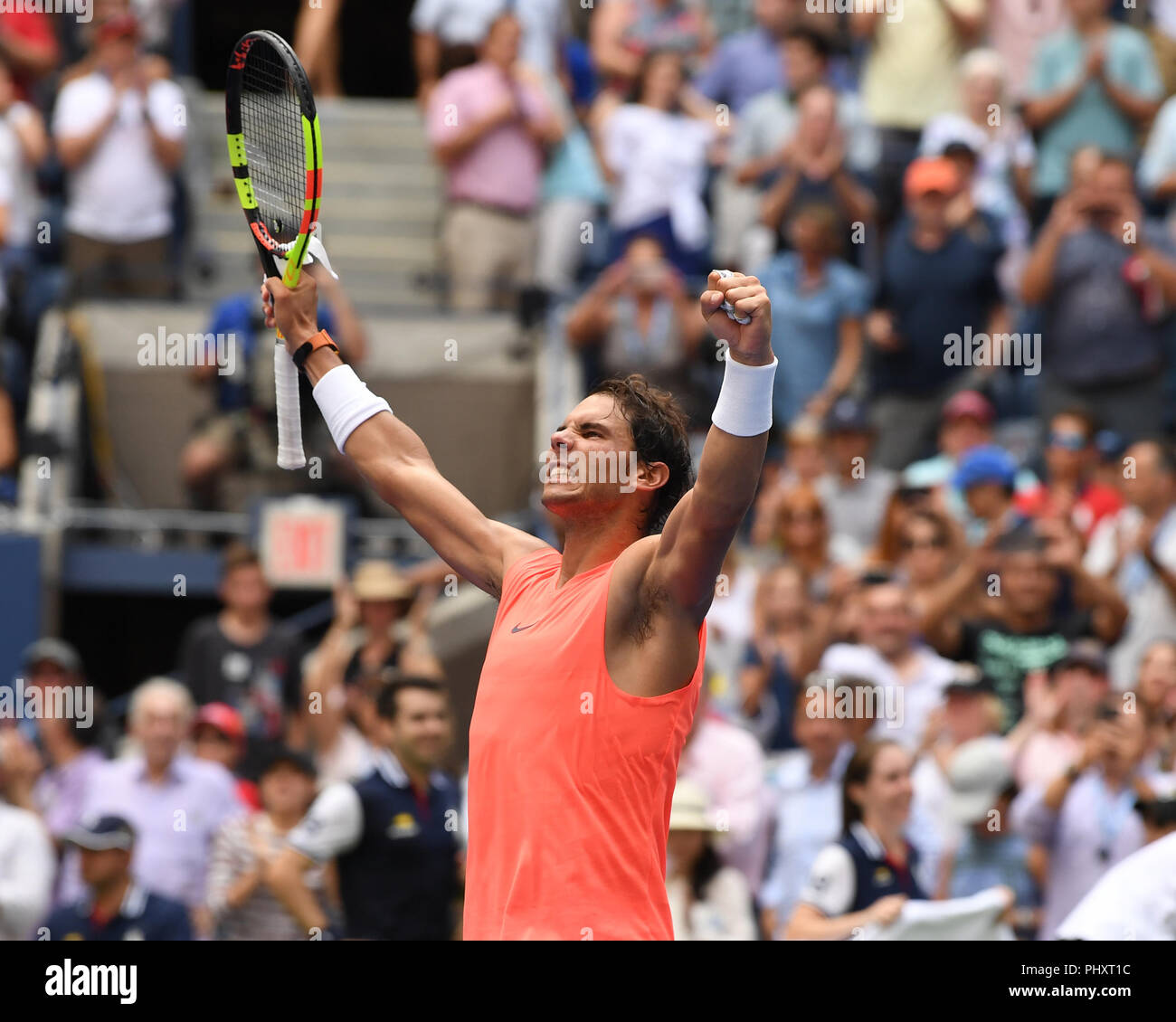 Flushing NY, USA. 09Th Nov, 2018. Rafael Nadal Vs Nikoloz Basilashvili sur Arthur Ashe Stadium de l'USTA Billie Jean King National Tennis Center le 2 septembre 2018 à Flushing Queens. Credit : Mpi04/Media Punch ***Aucune Ny Journaux***/Alamy Live News Banque D'Images